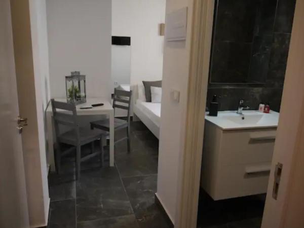 Cozy Rooms - BAÑERA HIDROMASAJE : photo 7 de la chambre suite avec jacuzzi