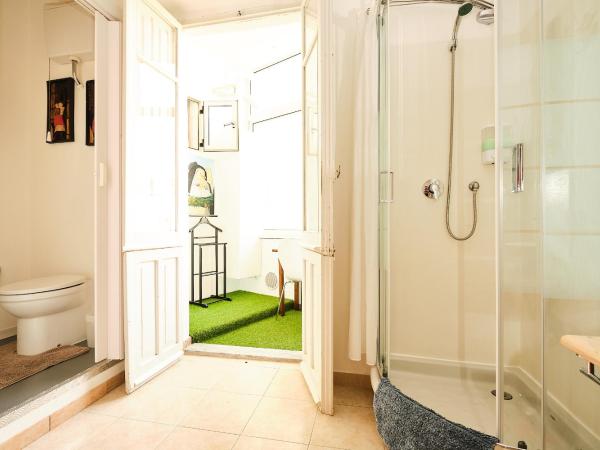 Affittacamere Il Pittoresco : photo 6 de la chambre chambre double ou lits jumeaux avec salle de bains privative