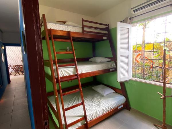 Refugio Hostel Fortaleza : photo 8 de la chambre lit dans dortoir mixte de 6 lits