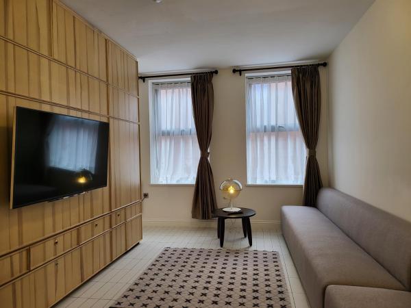 Trueman Court Luxury Serviced Apartments : photo 2 de la chambre studio supérieur