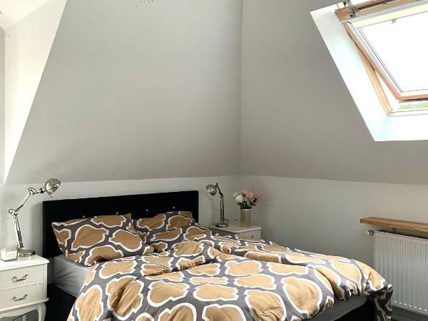 Hostel Wilanów : photo 10 de la chambre chambre double ou lits jumeaux avec balcon