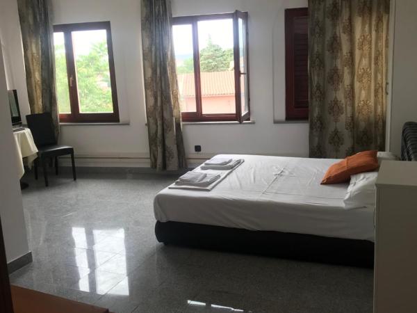 Rooms Laura : photo 2 de la chambre chambre double