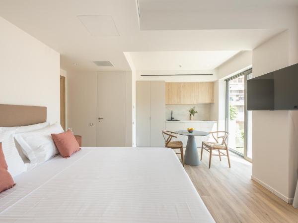 Ceramian Athens : photo 3 de la chambre appartement avec balcon