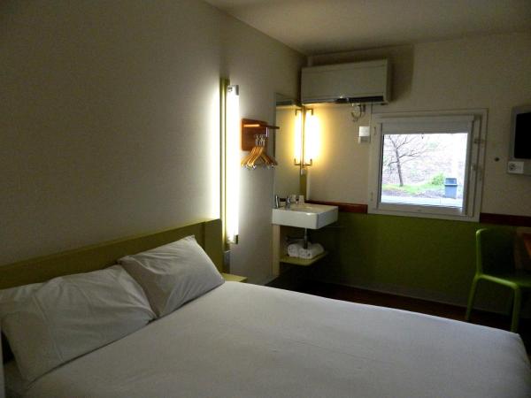 ibis Budget - Melbourne Airport : photo 10 de la chambre chambre standard lit queen-size