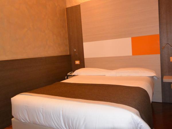 Hotel Metrò : photo 2 de la chambre petite chambre double