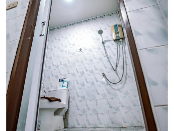 Koh Chang Lagoon Princess : photo 2 de la chambre chambre familiale avec salle de bains