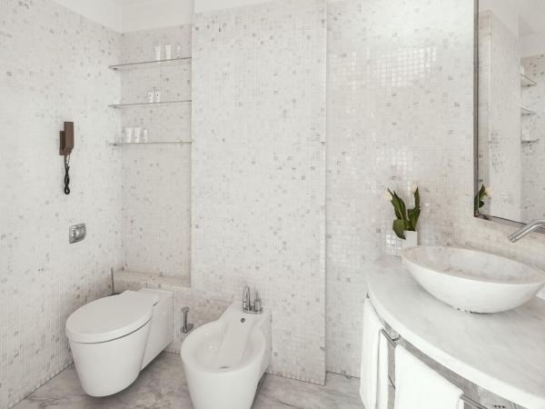 Repubblica Firenze Luxury Apartments | UNA Esperienze : photo 10 de la chambre hébergement décloisonné avec terrasse panoramique - vue sur duomo