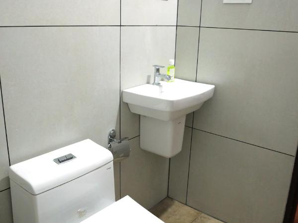 Back Packers Cochin Villa : photo 3 de la chambre lit dans dortoir mixte de 6 lits