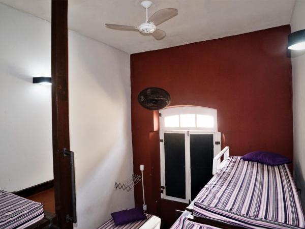 Laranjeiras Hostel : photo 5 de la chambre lit dans dortoir pour femmes de 7 lits avec ventilateur