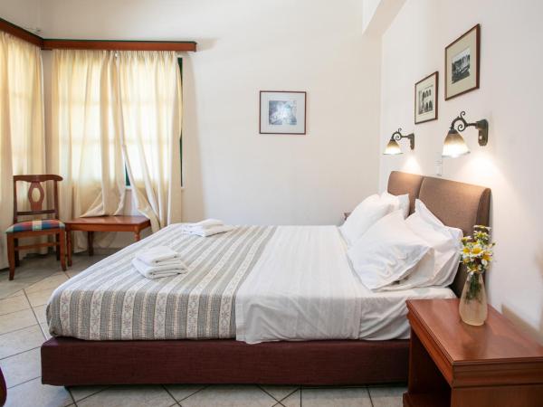 Apollon Hotel : photo 2 de la chambre chambre lit king-size supérieure