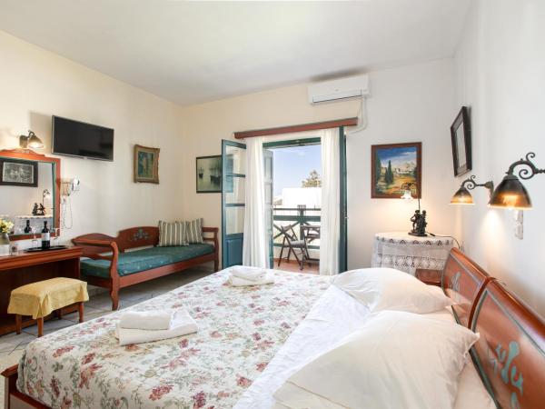 Apollon Hotel : photo 3 de la chambre chambre lit king-size supérieure