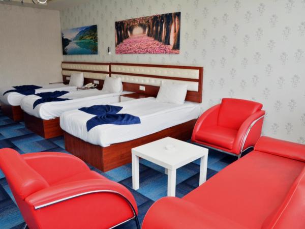 Business Grand Hotel : photo 3 de la chambre chambre triple