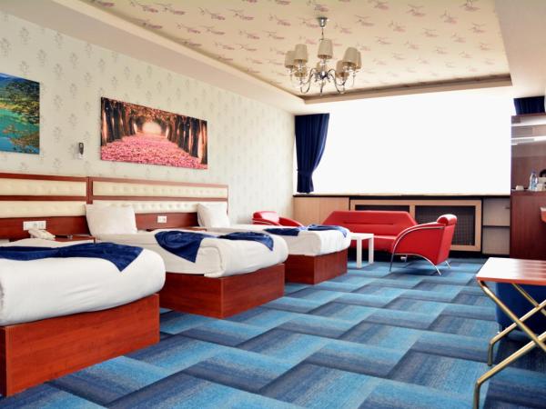 Business Grand Hotel : photo 2 de la chambre chambre triple