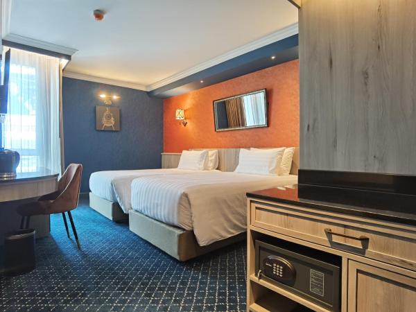 The Coach Hotel Sukhumvit - Asok BTS Bangkok by Compass Hospitality : photo 6 de la chambre hébergement 1st class coach - lits jumeaux