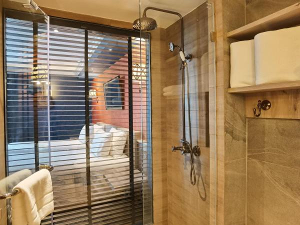 The Coach Hotel Sukhumvit - Asok BTS Bangkok by Compass Hospitality : photo 7 de la chambre hébergement 1st class coach - lits jumeaux