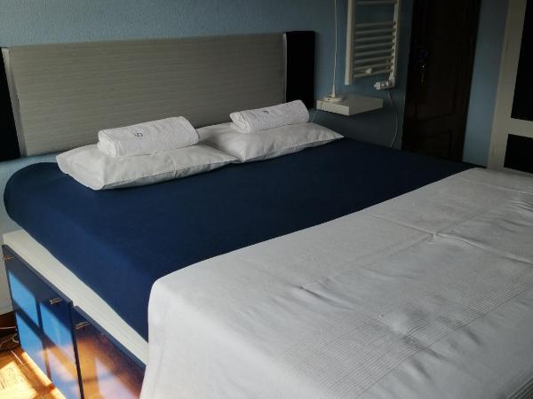 Peniche Blue Wave Home : photo 2 de la chambre chambre double