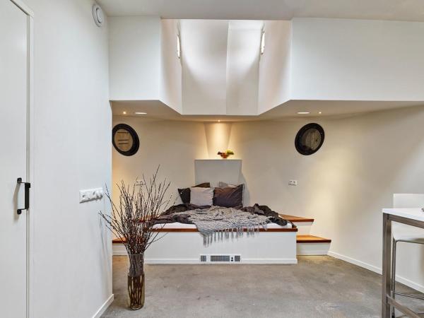 A304 Romantic SeaShip in top Center : photo 6 de la chambre chambre quadruple en duplex