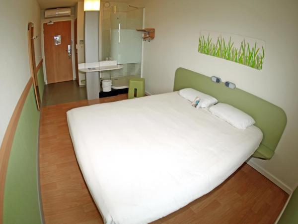 ibis budget Nimes Centre Gare : photo 5 de la chambre chambre triple