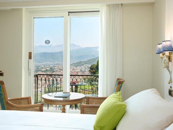 Grand Hotel Capodimonte : photo 2 de la chambre chambre double ou lits jumeaux premier - vue sur mer