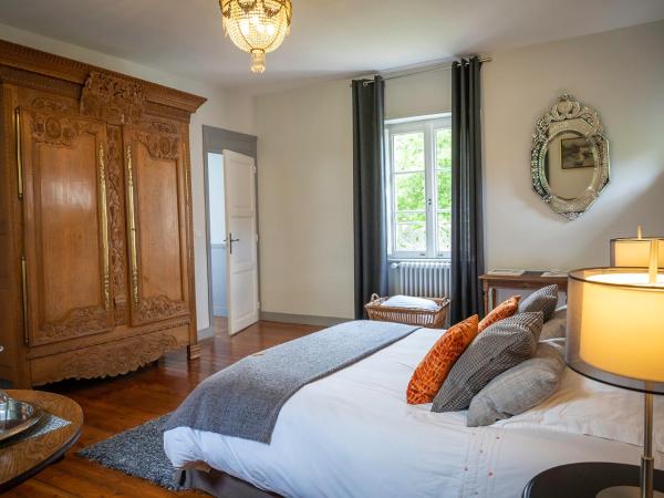 Le Petit Matin : photo 3 de la chambre chambre double supérieure avec douche