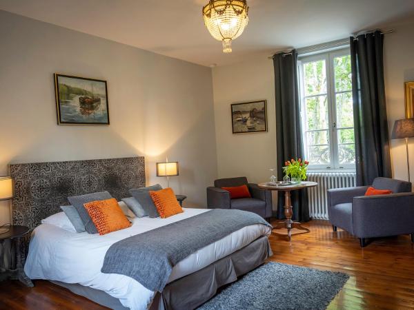 Le Petit Matin : photo 4 de la chambre chambre double supérieure avec douche