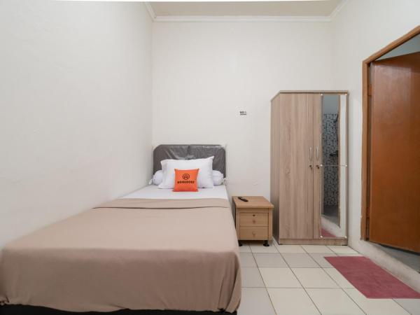KoolKost Syariah @ Cempaka Putih (Minimum Stay 6 Nights) : photo 2 de la chambre chambre simple