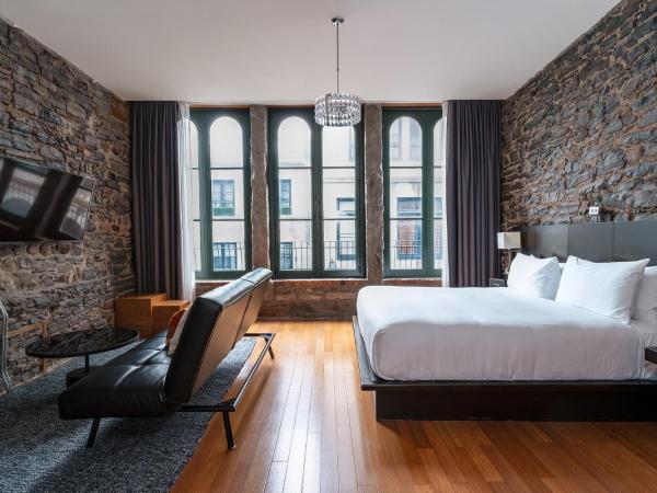 Le Petit Hôtel Vieux-Montréal - Saint-Paul by Gray Collection : photo 4 de la chambre suite deluxe avec lit king-size