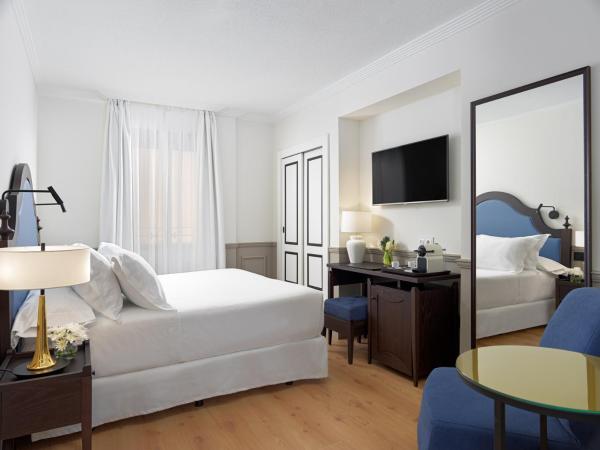 H10 Corregidor Boutique Hotel : photo 10 de la chambre chambre lits jumeaux - vue sur patio