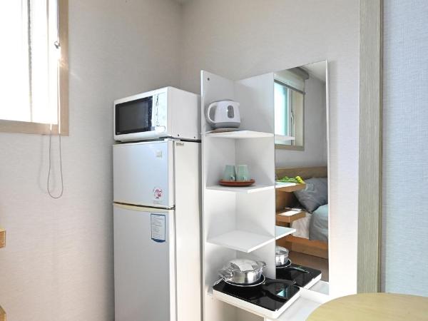 Twin Rabbit Guesthouse : photo 4 de la chambre chambre double avec salle de bains privative