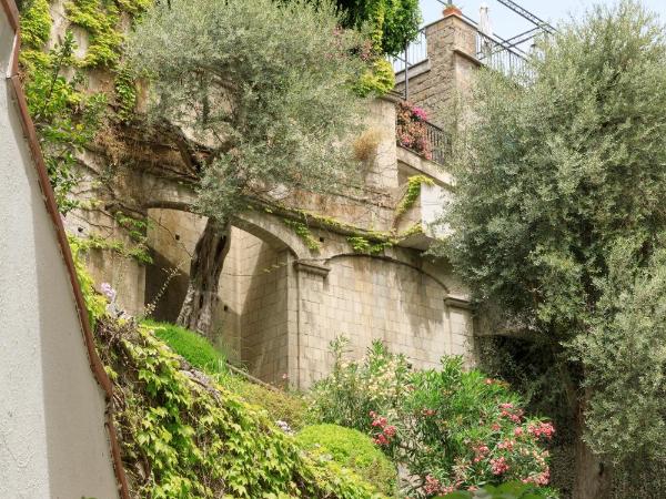 Grand Hotel Capodimonte : photo 3 de la chambre chambre double basique - rez-de-chaussée