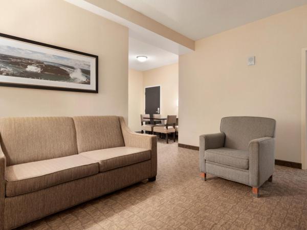 Wyndham Garden Niagara Falls Fallsview : photo 4 de la chambre suite familiale - accessible aux personnes à mobilité réduite
