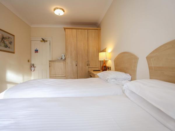 The Grove Hotel : photo 1 de la chambre chambre triple standard