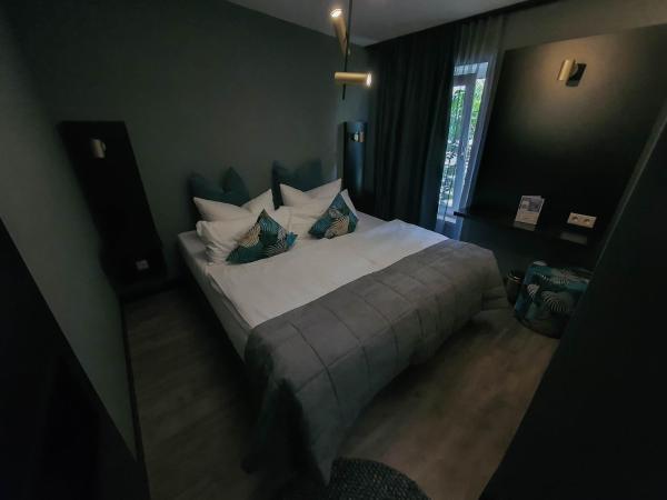 Hotel Falkenturm : photo 9 de la chambre appartement 3 chambres