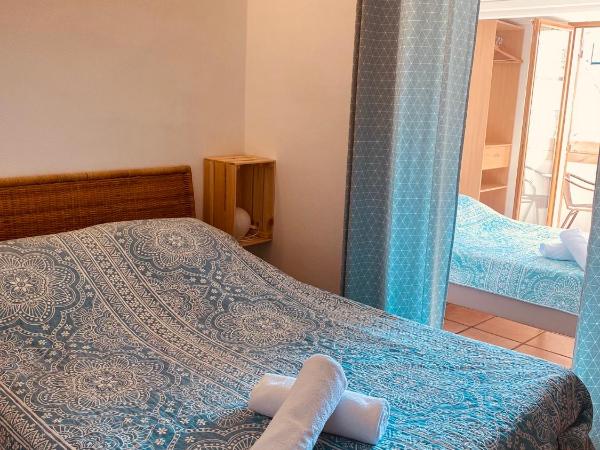 Hôtel boutique Quai d'Azur : photo 3 de la chambre chambre quadruple avec climatisation