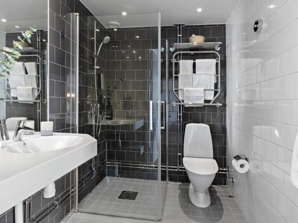 Forenom Hotel Kista : photo 8 de la chambre studio double