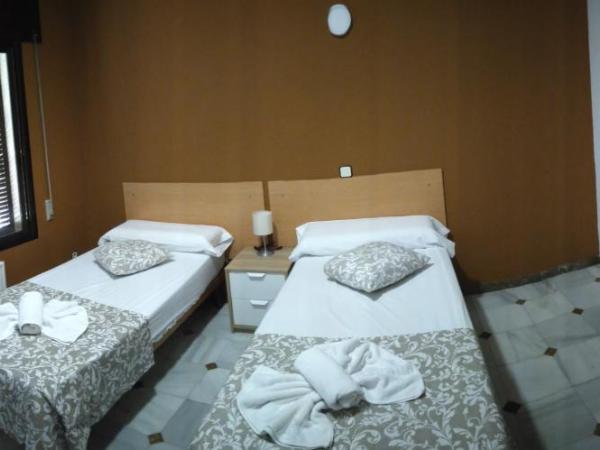 New Hortaleza Coliving : photo 3 de la chambre chambre double avec salle de bains commune