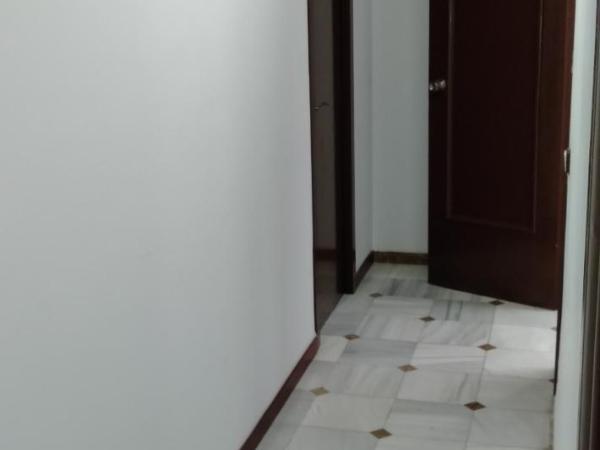 New Hortaleza Coliving : photo 4 de la chambre chambre simple avec salle de bains commune