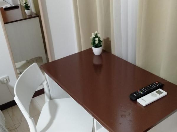 New Hortaleza Coliving : photo 6 de la chambre chambre quadruple Économique avec salle de bains commune