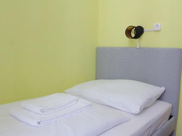 Hotel Pension ARPI : photo 3 de la chambre chambre simple