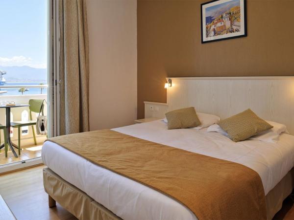 Hôtel Du Golfe : photo 1 de la chambre chambre double avec balcon - vue sur mer