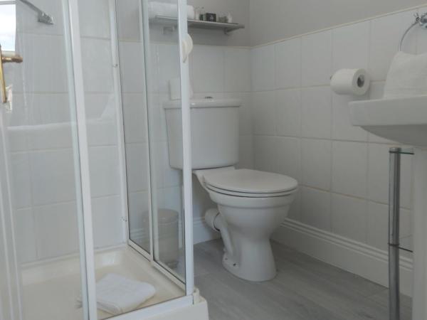 Blackrock Carole Ville Guesthouse : photo 1 de la chambre chambre double