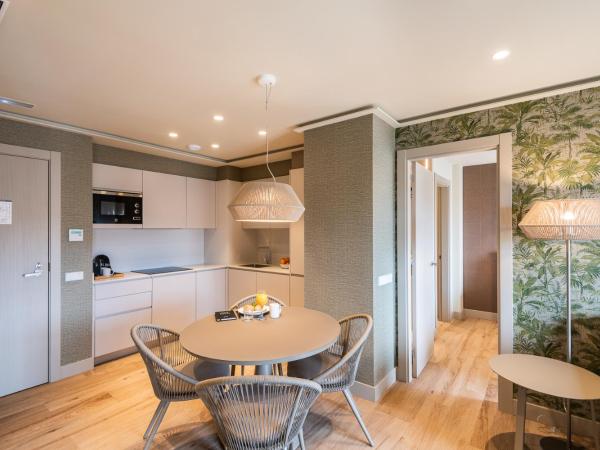 Apartamentos Core Suites Valencia : photo 6 de la chambre appartement avec balcon