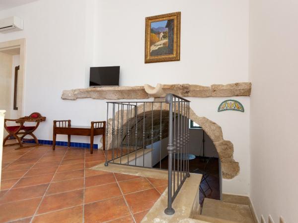 Al Palmento Cruillas : photo 3 de la chambre chambre triple - vue sur jardin