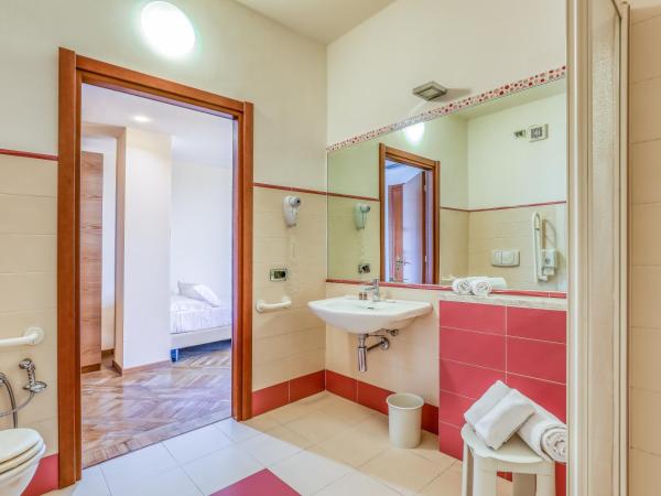 Hotel PentHouse : photo 4 de la chambre chambre quadruple confort