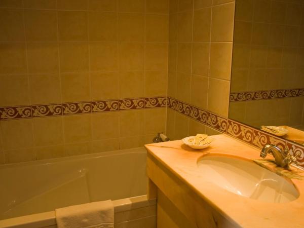 Hotel des 4 Soeurs : photo 5 de la chambre chambre double deluxe