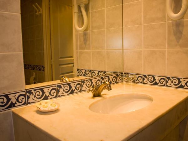 Hotel des 4 Soeurs : photo 1 de la chambre chambre simple