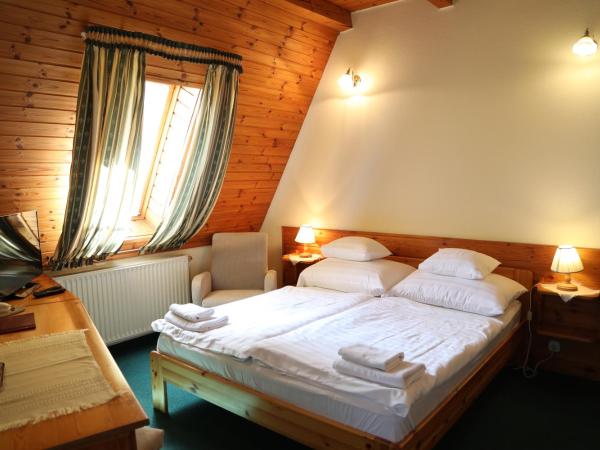 Hajdú Kastély Hotel : photo 6 de la chambre chambre double