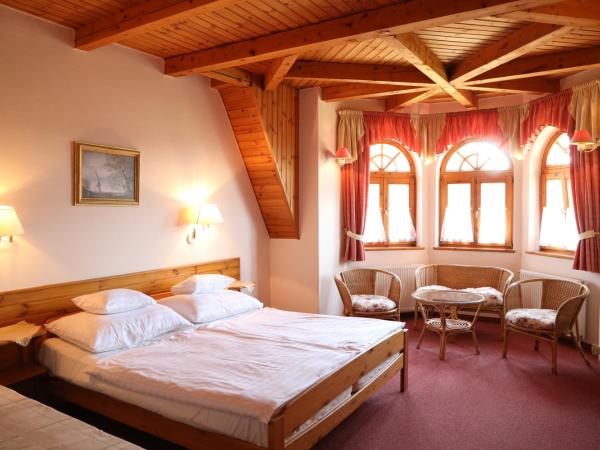 Hajdú Kastély Hotel : photo 10 de la chambre chambre quadruple supérieure