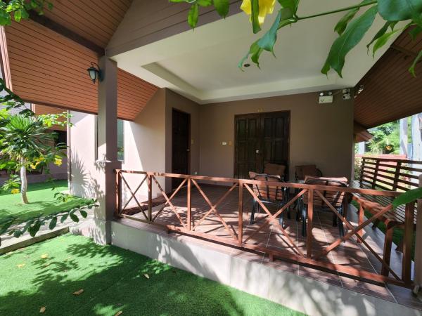 La-or Resort : photo 2 de la chambre bungalow 2 chambres sans porte communicante (4 adultes)