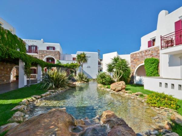 Naxos Resort Beach Hotel : photo 6 de la chambre chambre triple - vue sur jardin